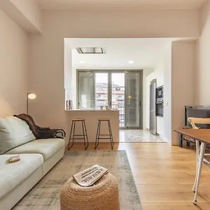 Bravissimo Riu Onyar , Girona Spain