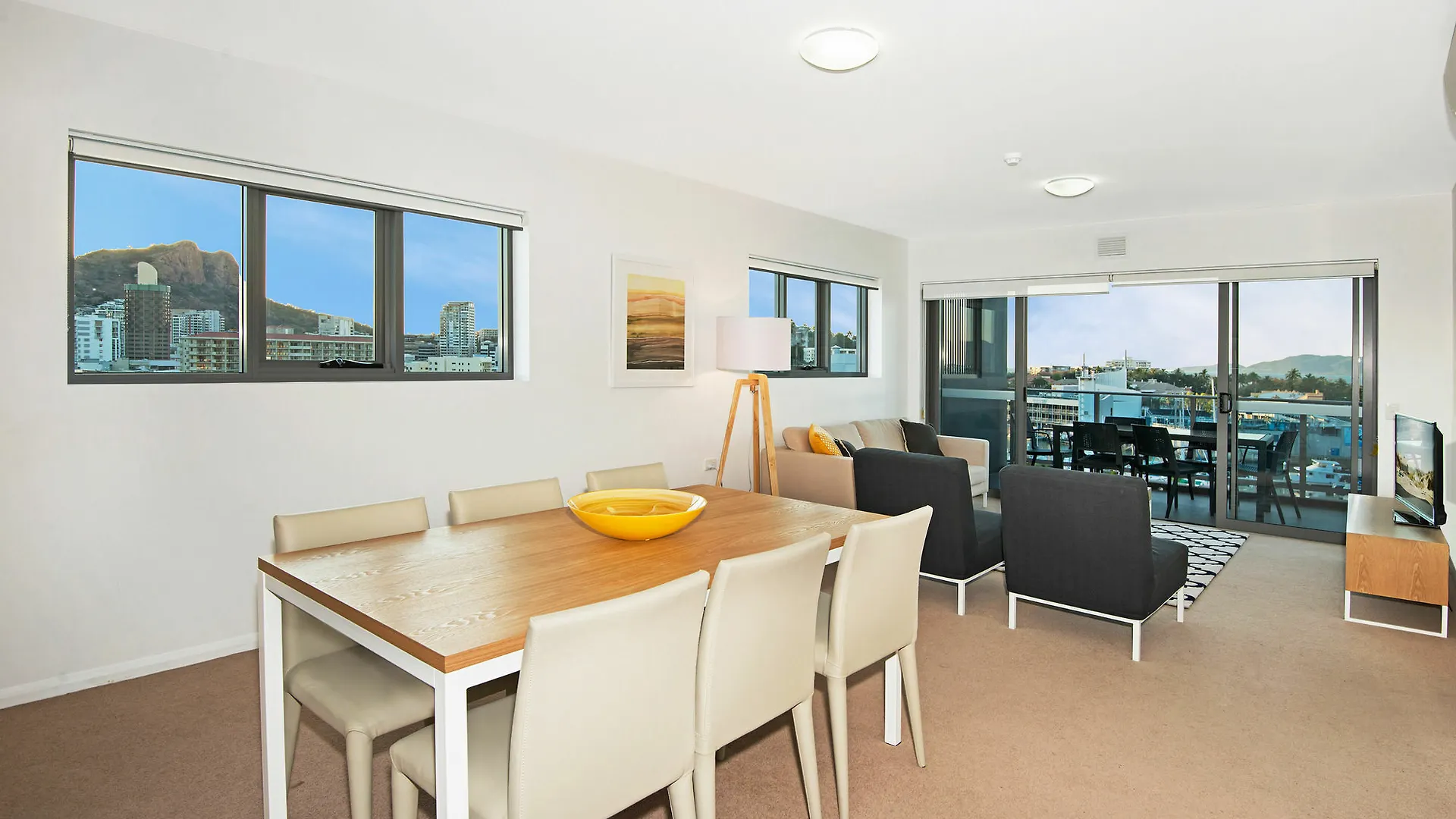 Allure Hotel & Apartments Townsville Australia