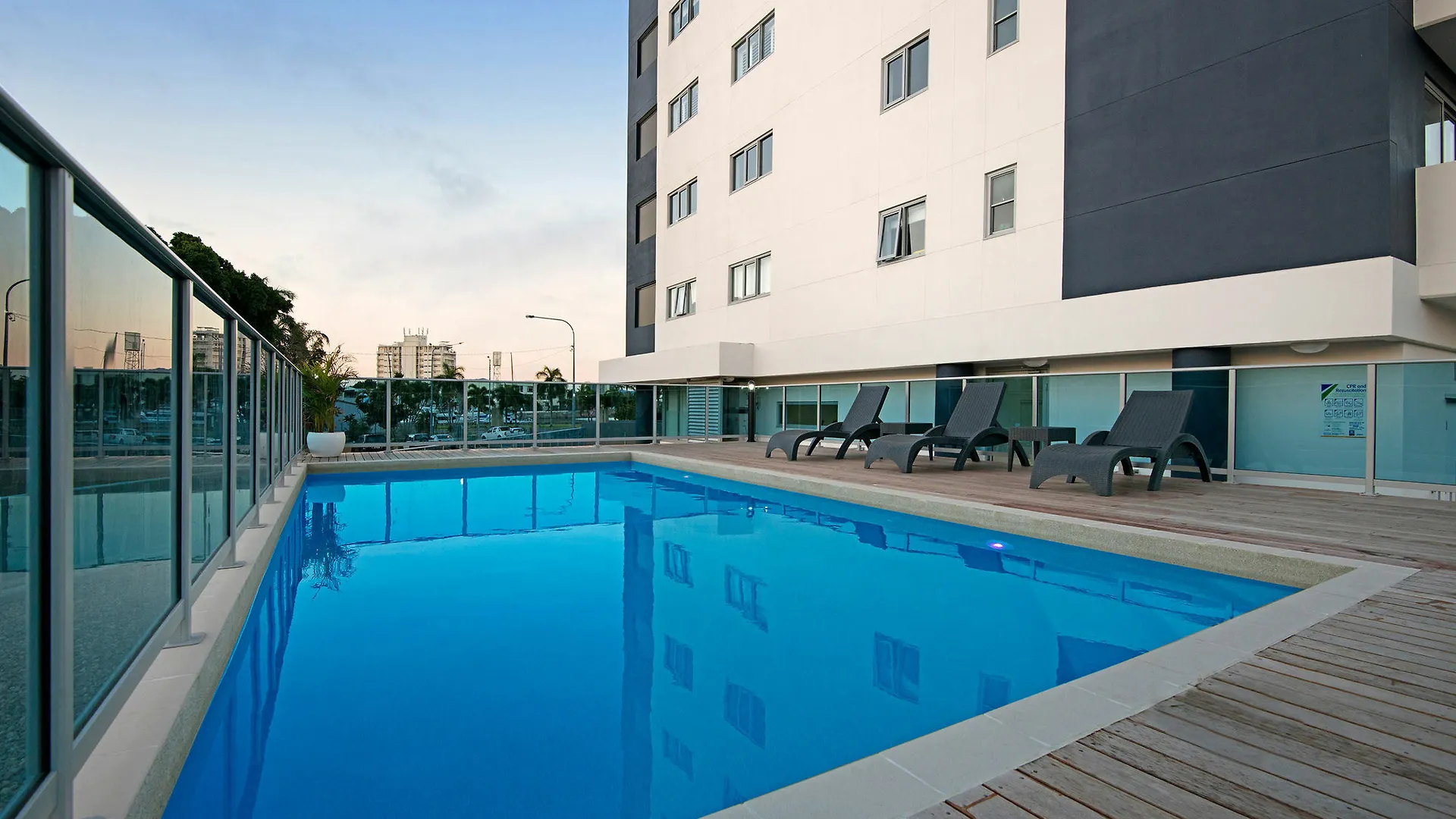 Allure Hotel & Apartments Townsville Aparthotel